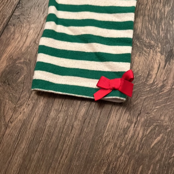 Christmas Outfit 2T - Picture 6 of 6